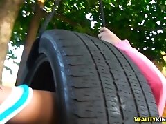 Негры, На лицо, Межрасовый, Молоденькие, Большие сиськи Kendall Woods & Bambino in Do It Harder - RoundAndBrown