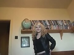 Sexy blonde Vivien can handle two young studs like a pro