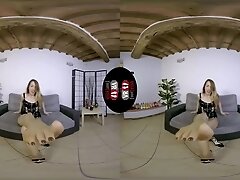 Georges Blonde Babe Liz Rainbow Fingering Her Shaved Pussy While Posing Her Tattooed Feet In Virtual - VRFootFetish