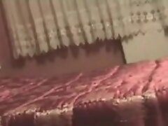 Sarısın turk kızı sarhos ettirip sikiyor