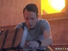 I Dream Of Gina With Gina Valentina, Justin Hunt - Brazzers