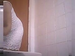 Русское порно, Подглядывание pissing 53