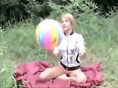belly button lick