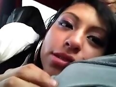 Отсос, Публичный секс, Молоденькие Latina teen 18+ slut gives a hot public blowjob in a car
