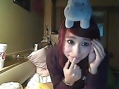 Asian teen 18+ flashing boyfriend (no sound)