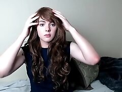 Sexy Gurl - Anyone know her name?