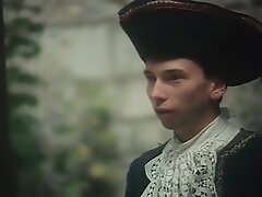 Slutty Babes Gives Blowjob