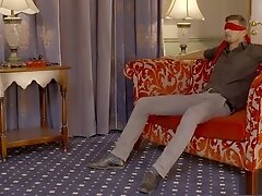 Отсос, Сперма везде Eurobabe reverse gangbang for a lucky dude