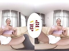 Блондинки, Русское порно, Большие сиськи Dirty Talk - Petite Teen Toying - Vrpfilms - Sexlikereal