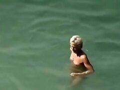 Секс на пляже, Мамки в соку, Подглядывание Mature Nudist Couples