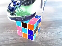 Lady L crush cubik rubik.