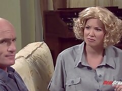 Анальный секс, Мамки в соку, Молоденькие, Большие сиськи 70's Show: A XXX Parody - NewSensations