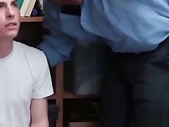 Black officer gets himself some raw twink ass to punish